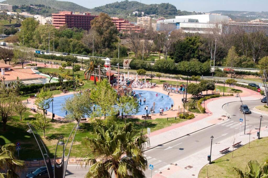 Fuengirola , Beach, Centre ,Balcony With Seaview, For 4 Persons エクステリア 写真